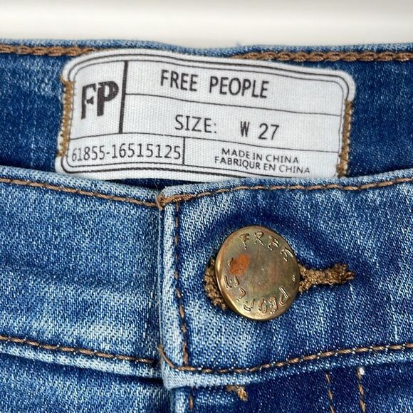 Free People Frayed Hem Distressed Blue Jeans Women’s 27 Skinny Boho Stretch - Picture 5 of 8